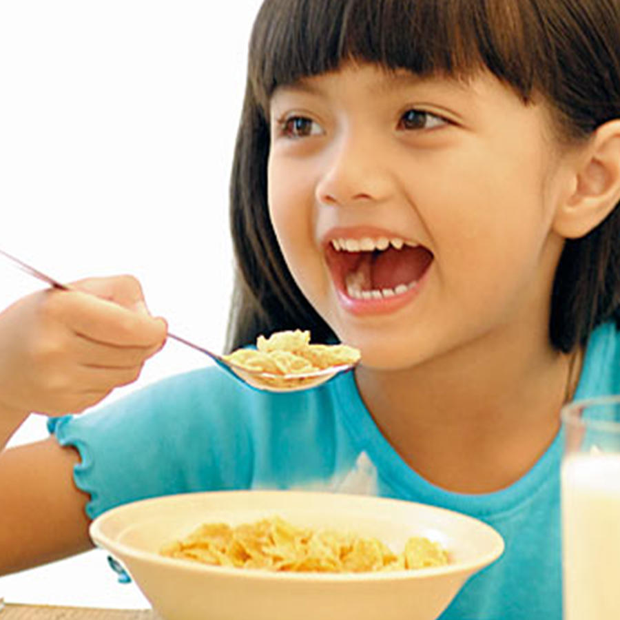 Does Your Child Eat Right? 5 Things to Get Them to Eat Better! - Blog