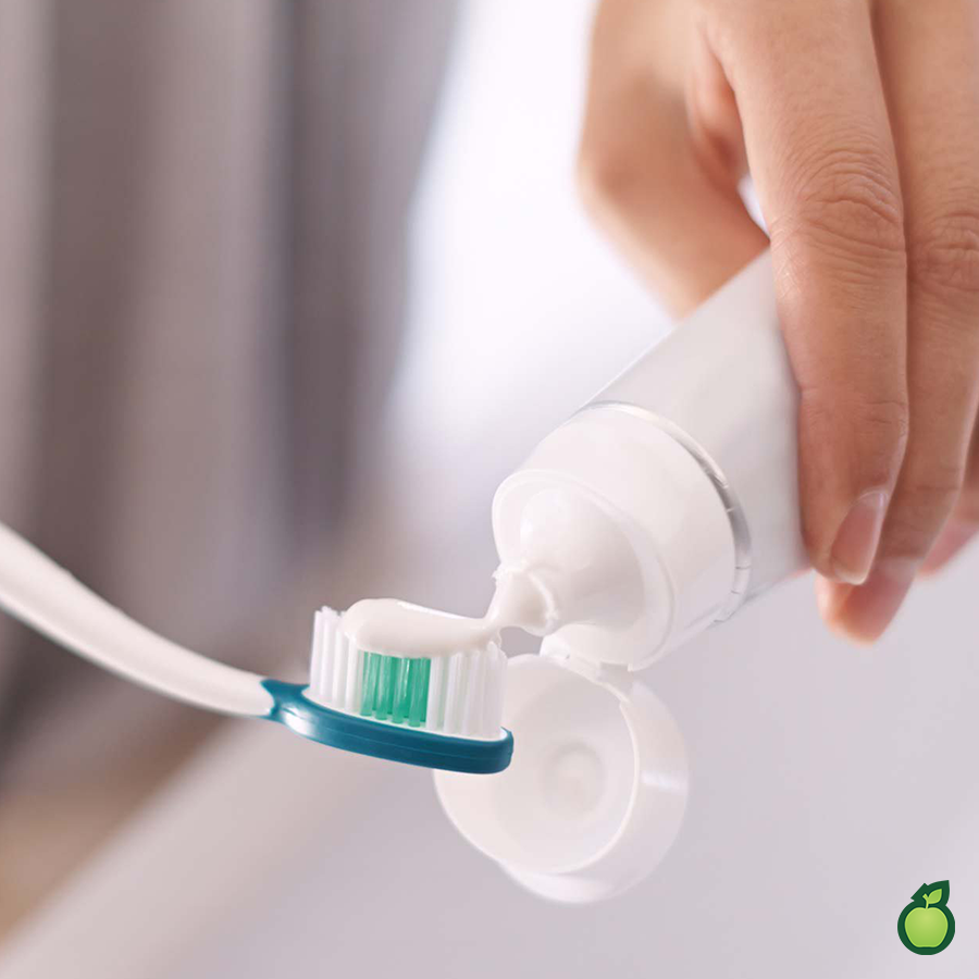 Fluoride vs. Nonfluoride Toothpaste What's the Difference? Blog